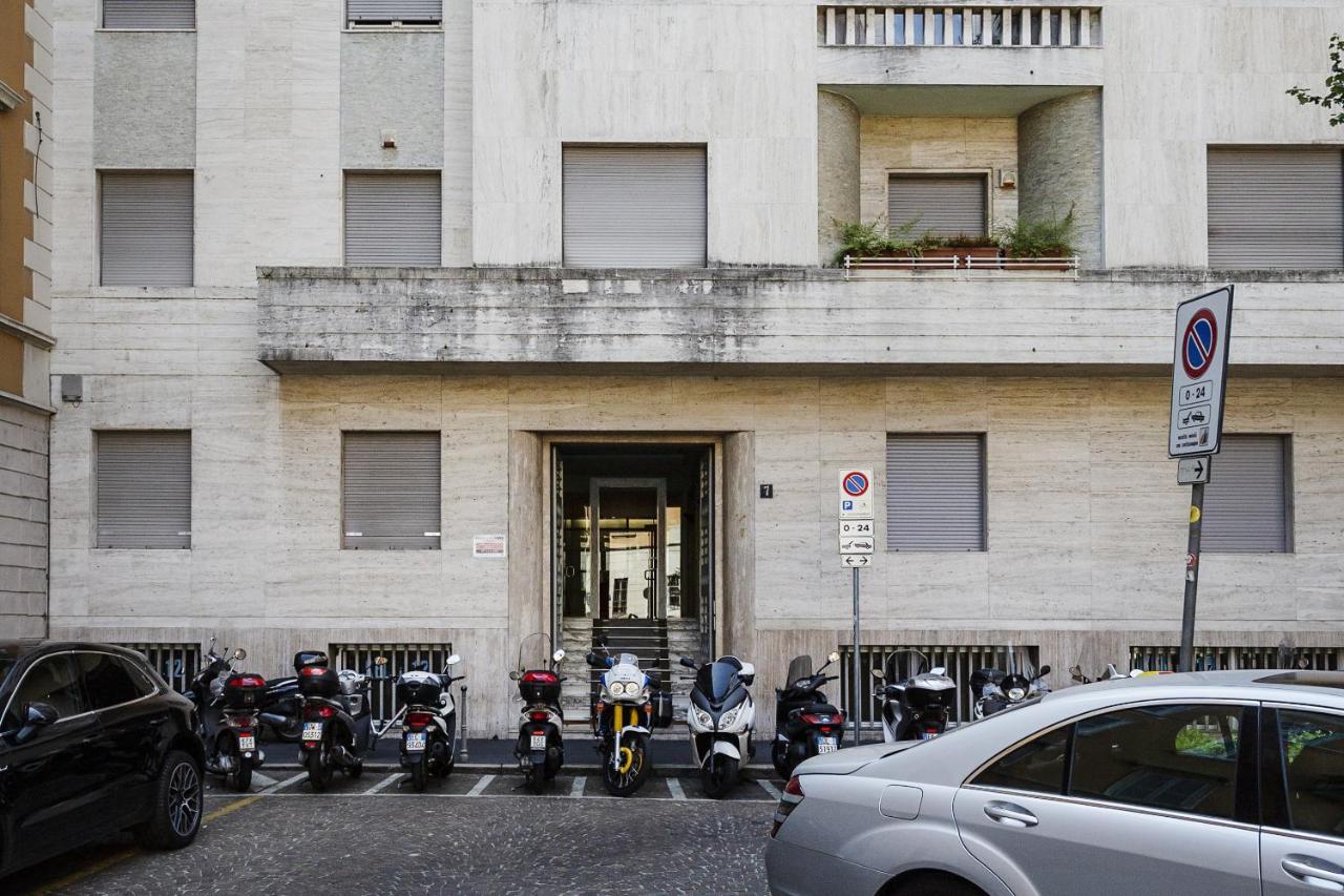 S. Maria Valle Central Roomy Flat Mailand Exterior foto